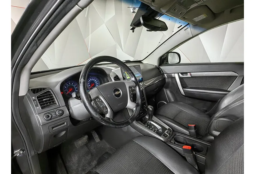 Chevrolet Captiva 2.4 AT (5 мест) (167 л.с.) LT Серый в АВИЛОН. Слайд №12