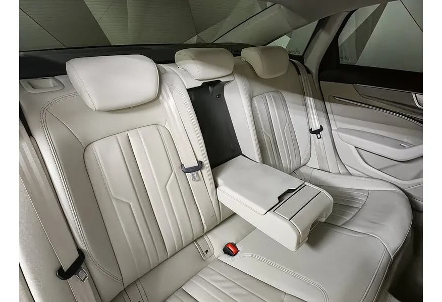 Audi A6 40 TFSI S tronic (190 л.с.) Синий в АВИЛОН. Слайд №16