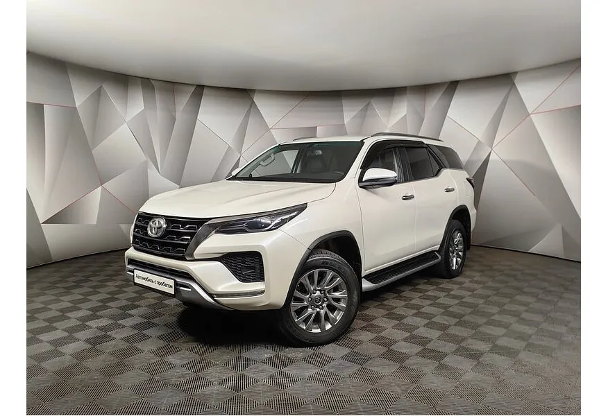 АВИЛОН - Toyota Fortuner 2.8d AT 4WD (200 л.с.) Белый - slide 9851742