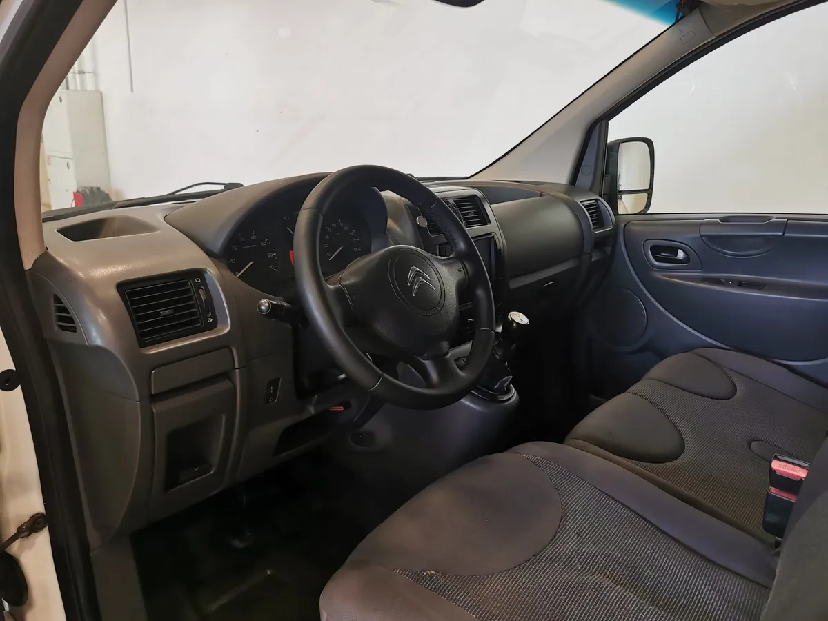 Citroen Jumpy 1.6 HDi MT L2 2.5т (90 л.с.) Белый в АВИЛОН. Слайд №13