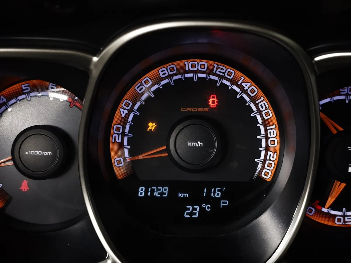 ВАЗ (Lada) Vesta 1.6 CVT (113 л.с.) Серый в АВИЛОН. Слайд №17