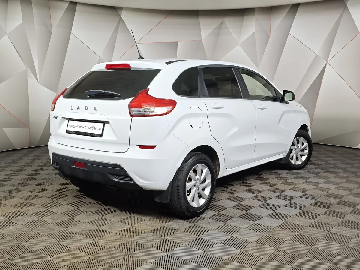 ВАЗ (Lada) XRAY 1.6 MT (106 л.с.) Белый в АВИЛОН. Слайд №2