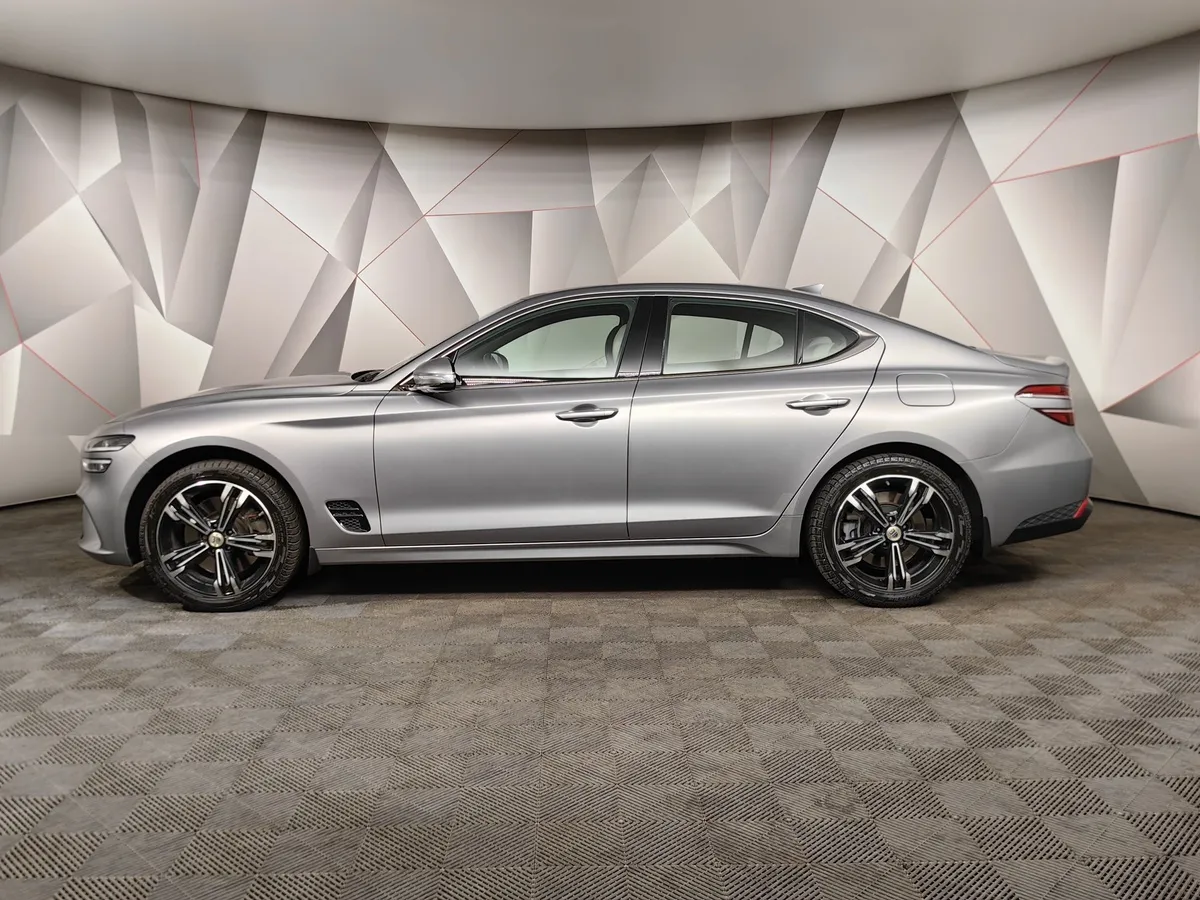 Genesis G70 2.0 T AT AWD (197 л.с.) Elegance + Sport Серый в АВИЛОН. Слайд №5