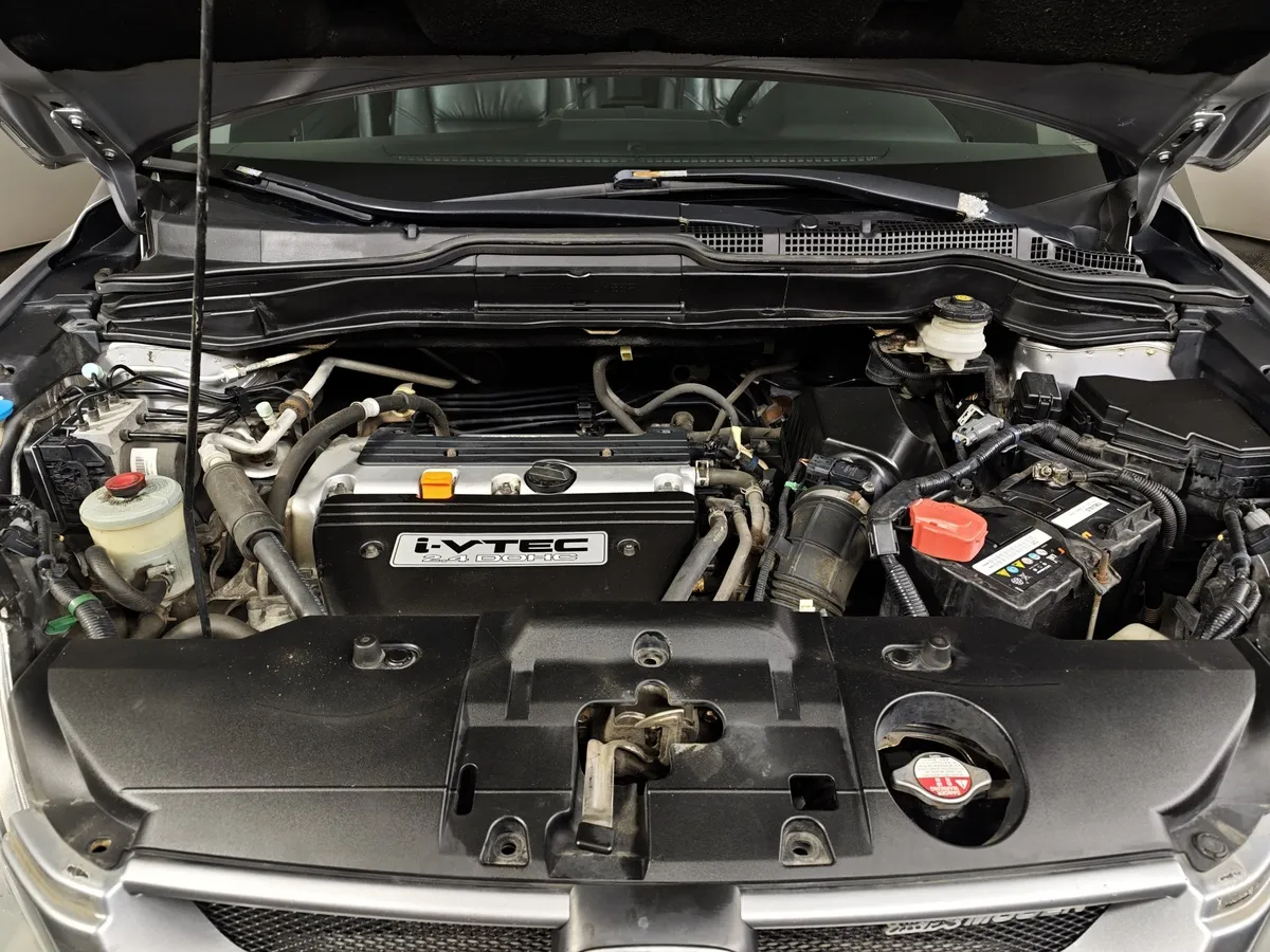 Honda CR-V 2.4 AT 4WD (166 л.с.) Серебристый в АВИЛОН. Слайд №10