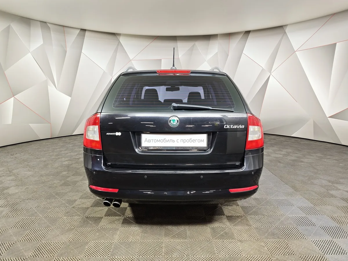 Skoda Octavia 1.8 TSI DSG (152 л.с.) Черный в АВИЛОН. Слайд №8