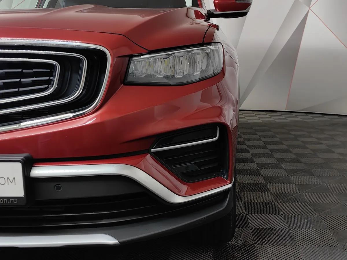 Geely Atlas Pro 1.5T 7DCT AWD (177 л.с.) Flagship Красный в АВИЛОН. Слайд №10
