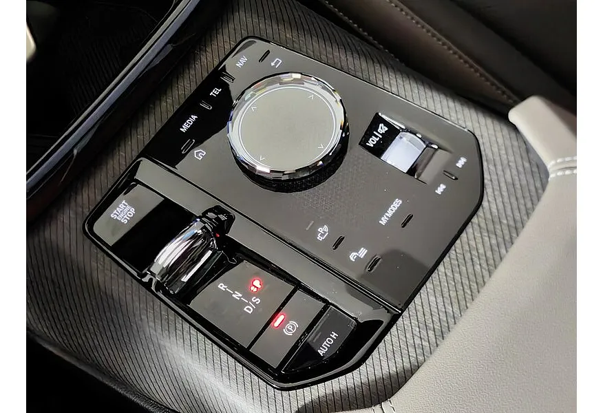 BMW X3 xDrive30L AT (258 л.с.) Серый в АВИЛОН. Слайд №18