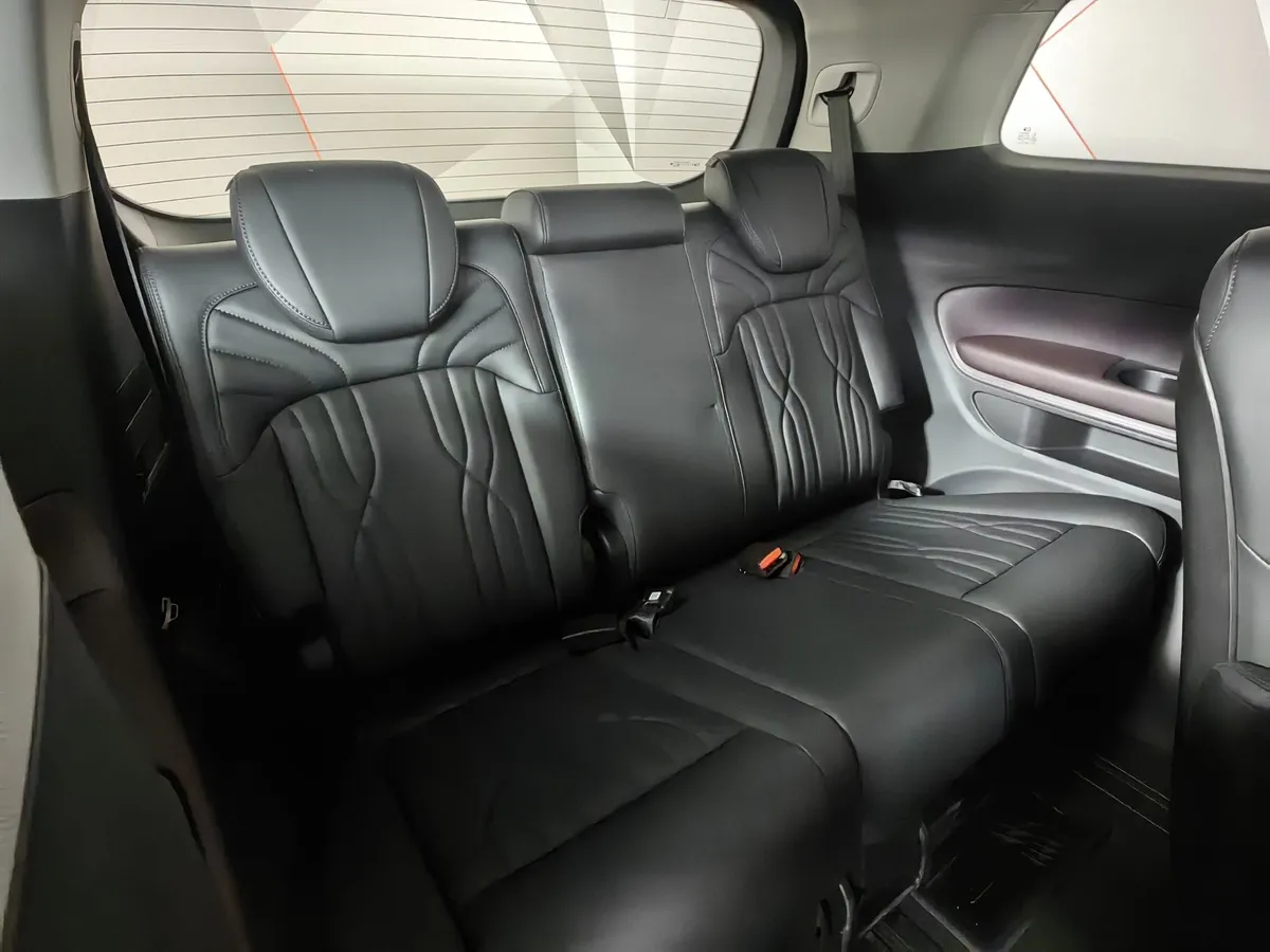 GAC M8 2.0T AT (231 л.с.) 4 места Master Edition Черный в АВИЛОН. Слайд №25
