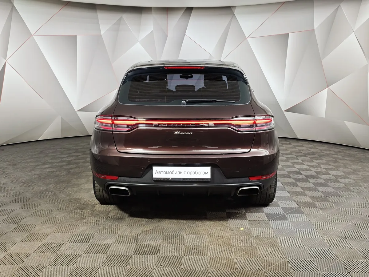 Porsche Macan 2.0 PDK AWD (252 л.с.) Коричневый в АВИЛОН. Слайд №8