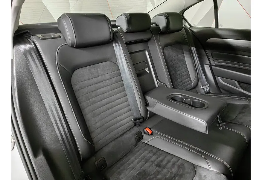 Volkswagen Passat 1.4 TSI DSG (150 л.с.) Business Белый в АВИЛОН. Слайд №17