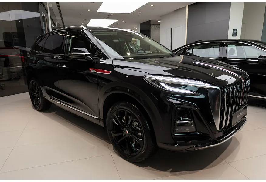 Hongqi HS3 2.0T 8AT 4WD (245 л.с.) Deluxe Черный в АВИЛОН. Слайд №2