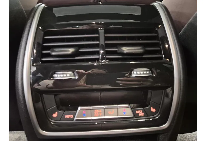 BMW X6 xDrive40d AT (340 л.с.) Серый в АВИЛОН. Слайд №18