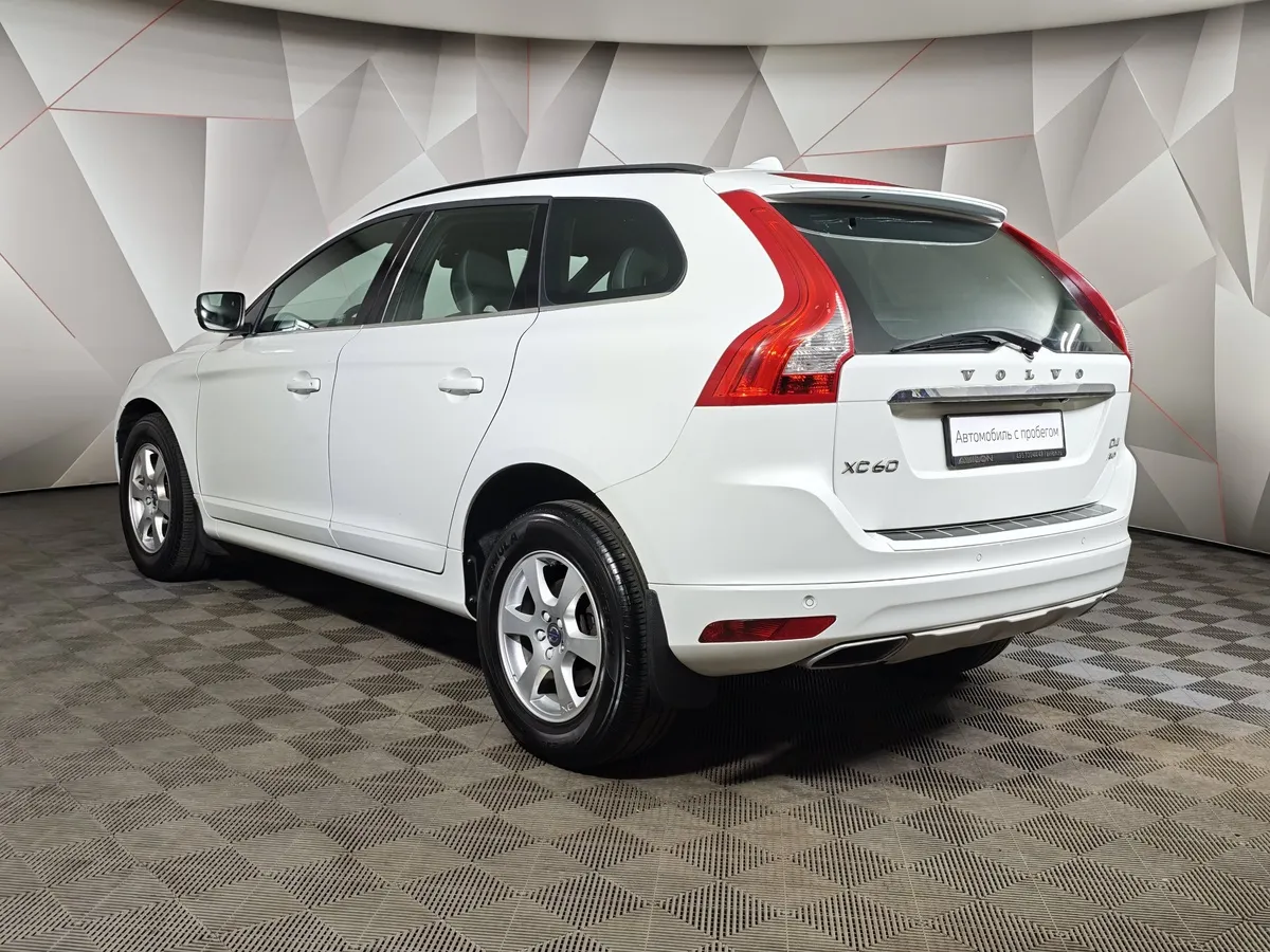 Volvo XC60 2.4 D4 Geartronic AWD (190 л.с.) Белый в АВИЛОН. Слайд №4