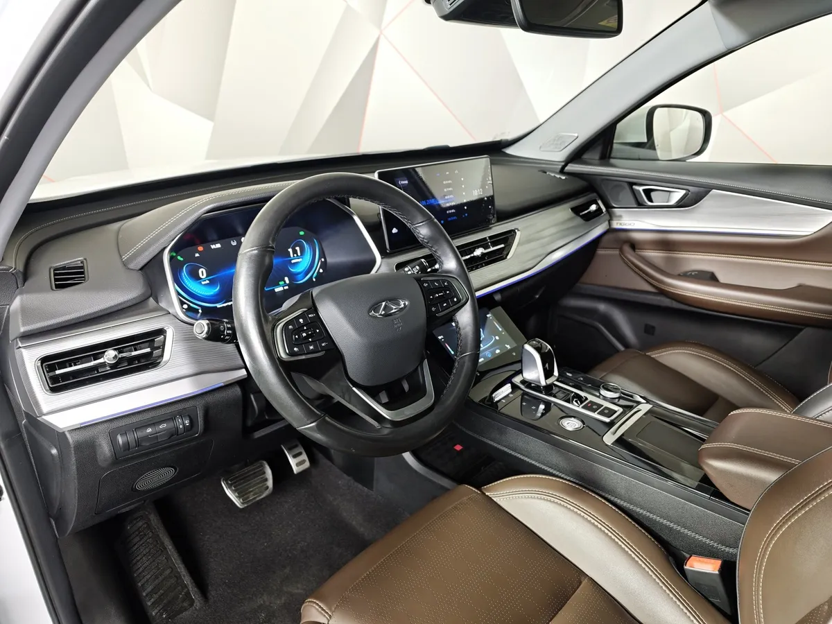 Chery Tiggo 8 Pro 1.6 TGDI DCT7 (186 л.с.) Highline (пакет Ultimate) Белый в АВИЛОН. Слайд №19