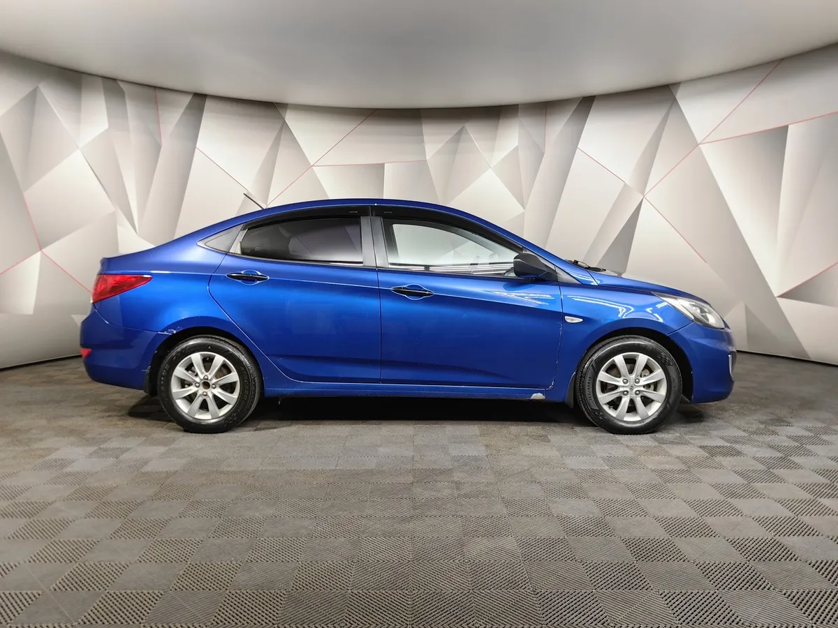 Hyundai Solaris 1.6 MT (123 л.с.) Classic Синий в АВИЛОН. Слайд №6