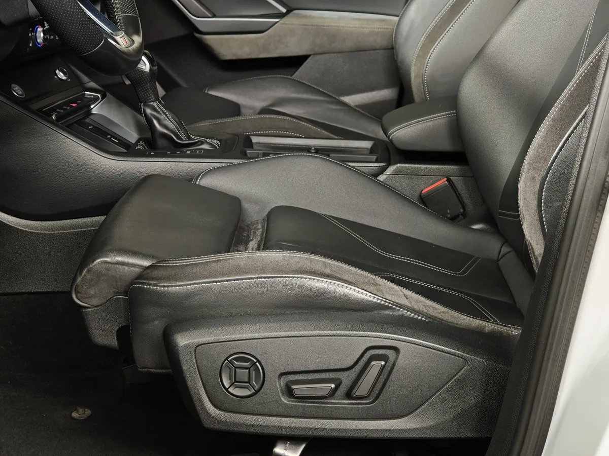 Audi Q3 2.0 TFSI S tronic quattro (180 л.с.) Design Белый в АВИЛОН. Слайд №22