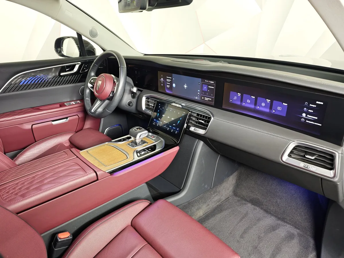 Hongqi E-HS9 AT 4WD (551 л.с.) 6 мест Делюкс Черный в АВИЛОН. Слайд №11