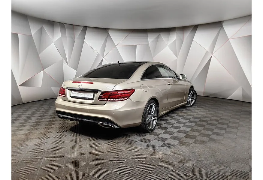 Mercedes-Benz E-Класс E 200 T BlueEfficiency 7G-Tronic Plus (184 л.с.) Желтый в АВИЛОН. Слайд №2