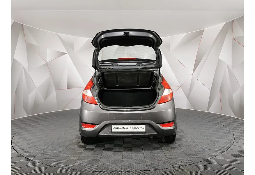 Hyundai Solaris 1.6 AT (123 л.с.) Family Серый в АВИЛОН. Слайд №11