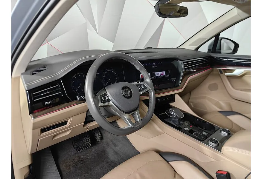 Volkswagen Touareg 2.0 TSI Tiptronic 4Motion (249 л.с.) Respect Серый в АВИЛОН. Слайд №18