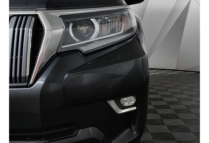 Toyota Land Cruiser Prado 4.0 AT AWD (249 л.с.) Черный в АВИЛОН. Слайд №10