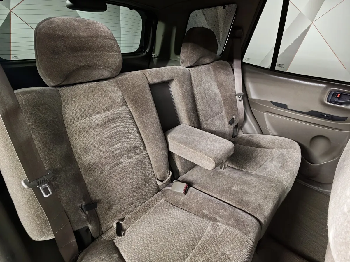 Hyundai Santa Fe 2.4 AT (150 л.с.) Зеленый в АВИЛОН. Слайд №10