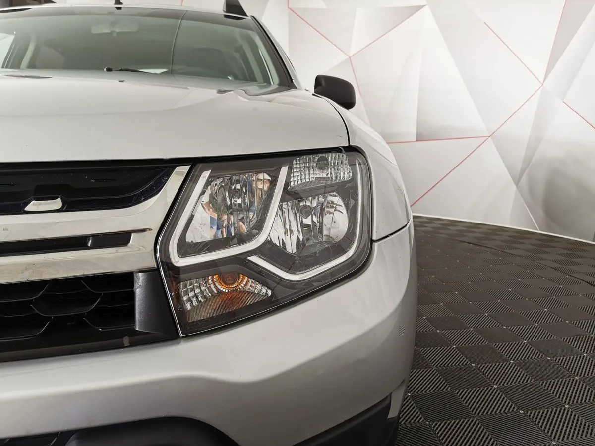 Renault Duster 2.0 MT 4x4 (143 л.с.) Серый в АВИЛОН. Слайд №10