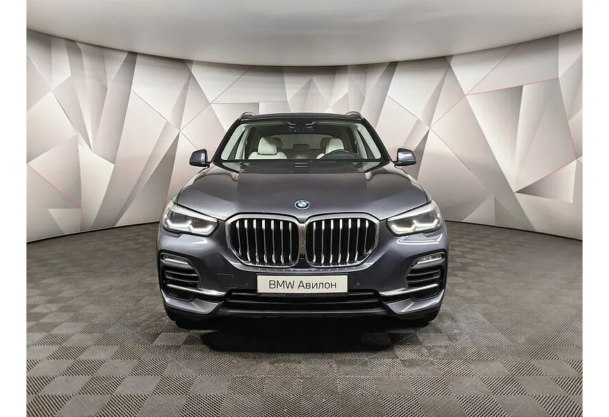 BMW X5 xDrive30d Steptronic (249 л.с.) Business Plus Серый в АВИЛОН. Слайд №3