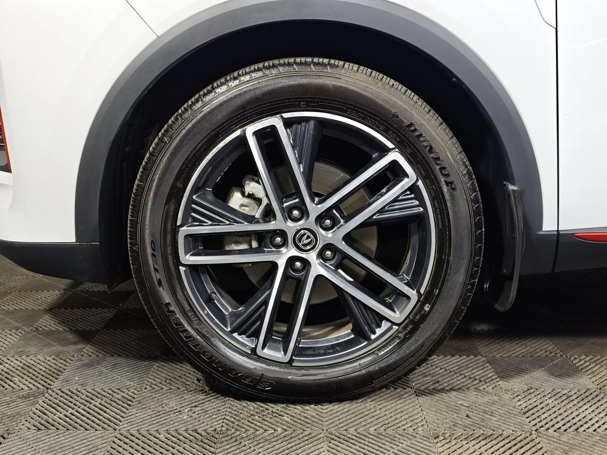 Changan UNI-S 1.5T 7DCT 2WD (181 л.с.) Tech Plus Белый в АВИЛОН. Слайд №9