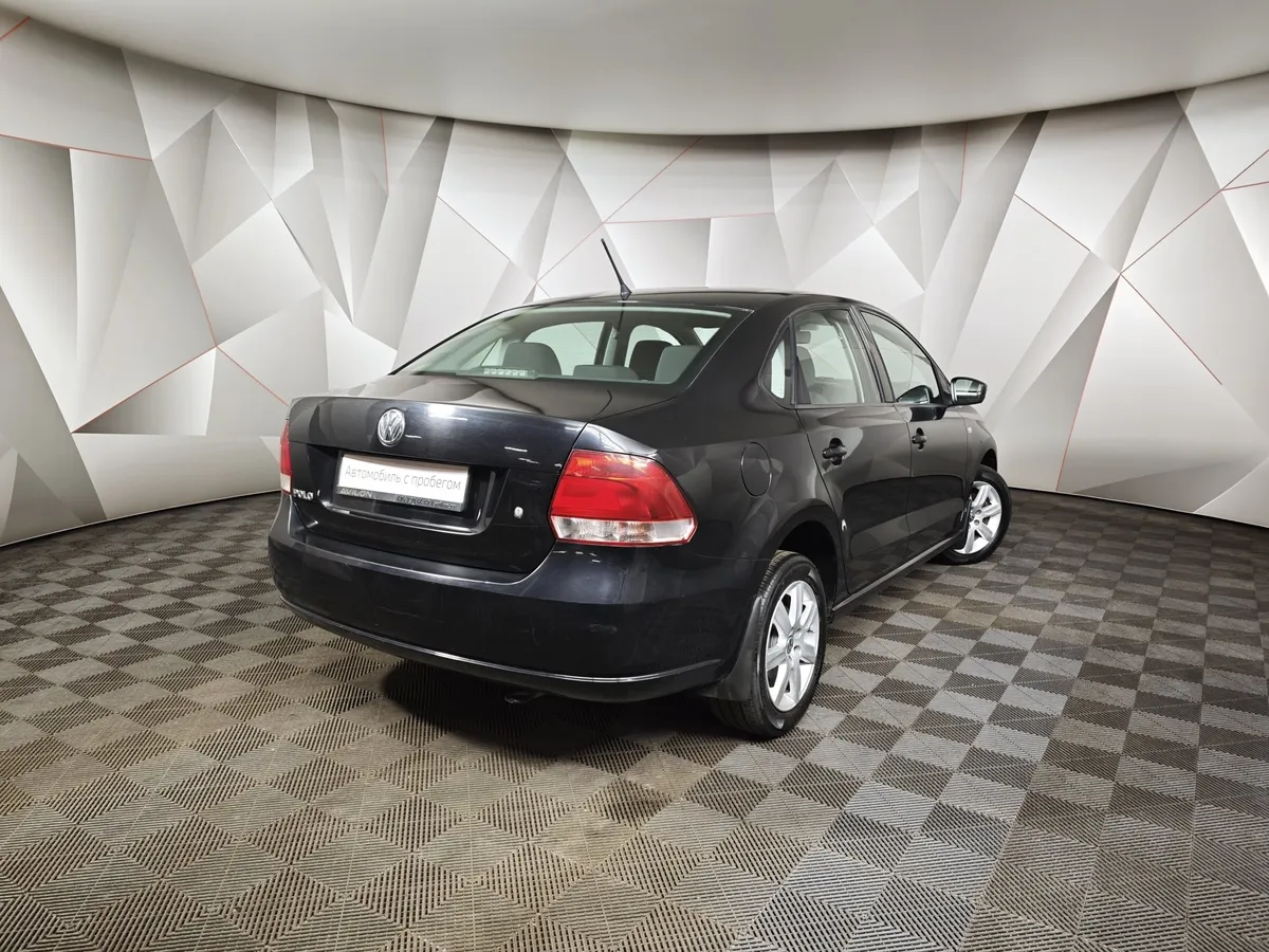 Volkswagen Polo 1.6 Tiptronic (105 л.с.) Comfortline Черный в АВИЛОН. Слайд №2