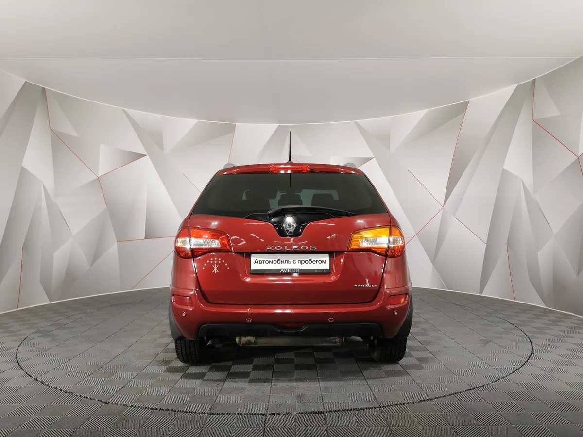Renault Koleos 2.5 CVT 4x4 (171 л.с.) Красный в АВИЛОН. Слайд №8