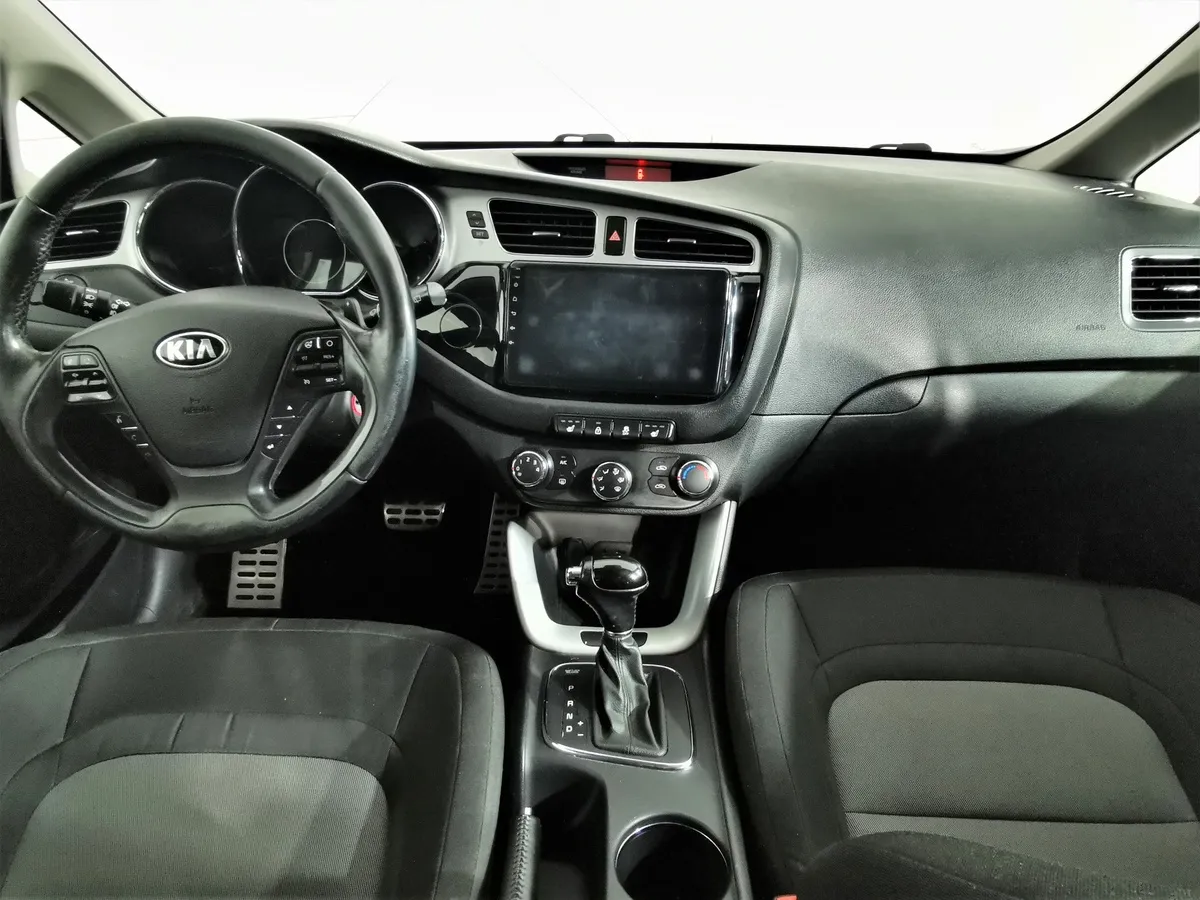 Kia Ceed 1.6 AT (129 л.с.) Серый в АВИЛОН. Слайд №13