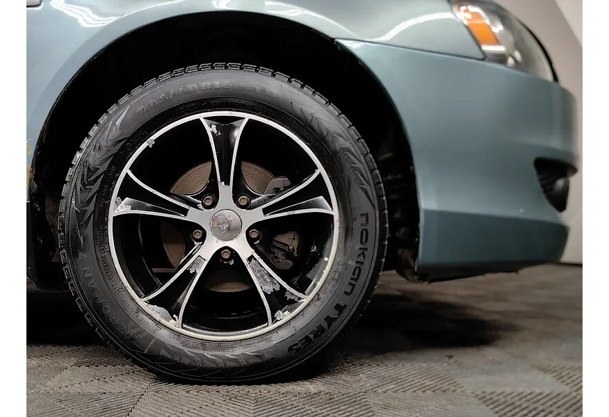 Mitsubishi Lancer 1.6 AT (117 л.с.) Зеленый в АВИЛОН. Слайд №9