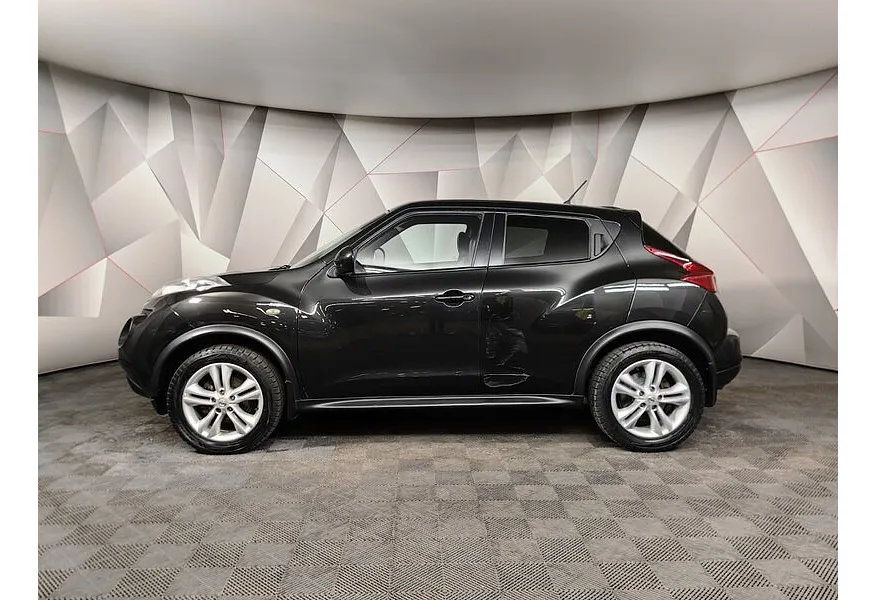Nissan Juke 1.6 CVT (117 л.с.) Черный в АВИЛОН. Слайд №5