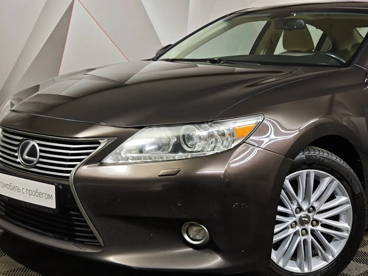 Lexus ES 250 AT (184 л.с.) Comfort Коричневый в АВИЛОН. Слайд №10