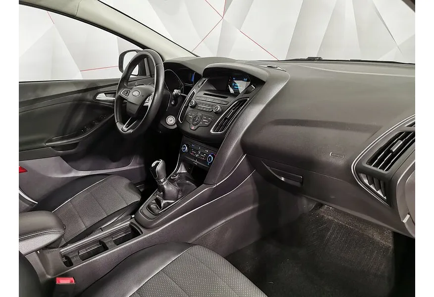 Ford Focus 1.6 Ti-VCT MT (125 л.с.) SPECIAL EDITION Белый в АВИЛОН. Слайд №11