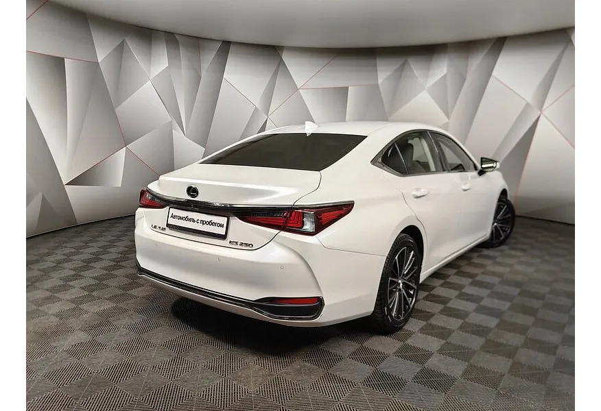 Lexus ES 250 2.5 AT (200 л.с.) Luxury Белый в АВИЛОН. Слайд №2