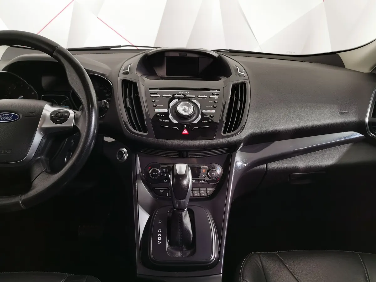 Ford Kuga 1.6 EcoBoost AT AWD (150 л.с.) Titanium Белый в АВИЛОН. Слайд №14