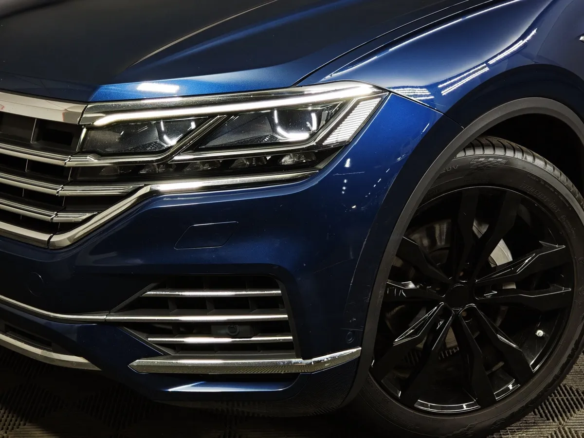 Volkswagen Touareg 3.0 V6 TDI Tiptronic 4Motion (249 л.с.) R-Line Синий в АВИЛОН. Слайд №10
