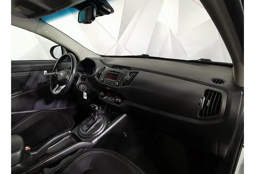 АВИЛОН - Kia Sportage 2.0 AT (150 л.с.) Серебристый - slide 7