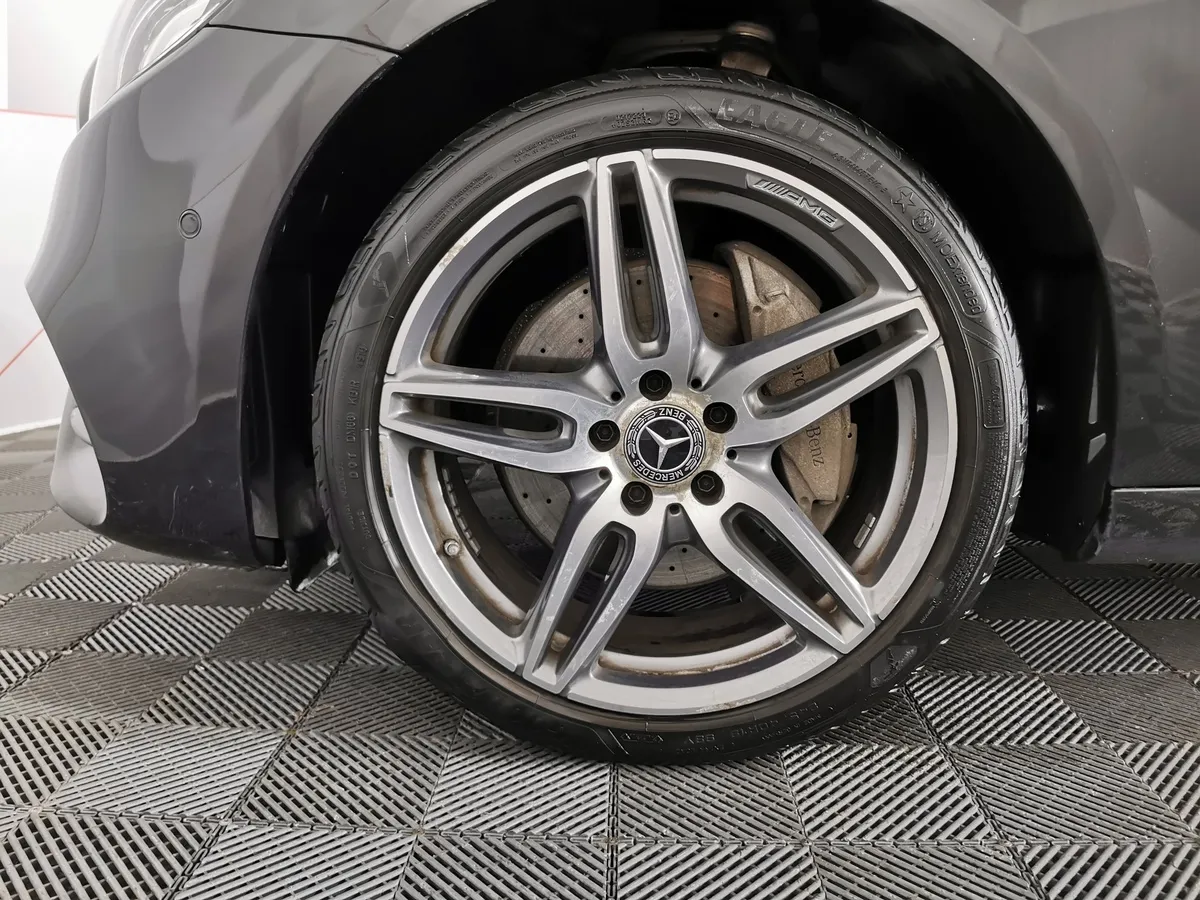 Mercedes-Benz E-Класс E 200 9G-TRONIC (197 л.с.) Черный в АВИЛОН. Слайд №9