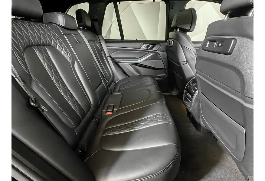 АВИЛОН - BMW X5 M50d Steptronic xDrive (400 л.с.) M Special Черный - slide 8