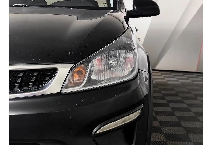 Kia Rio X-Line 1.6 AT (123 л.с.) Comfort Черный в АВИЛОН. Слайд №10