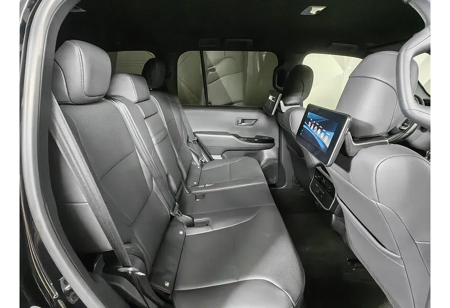 Toyota Land Cruiser 4.0 V6 AT 4WD (275 л.с.) VX Черный в АВИЛОН. Слайд №16