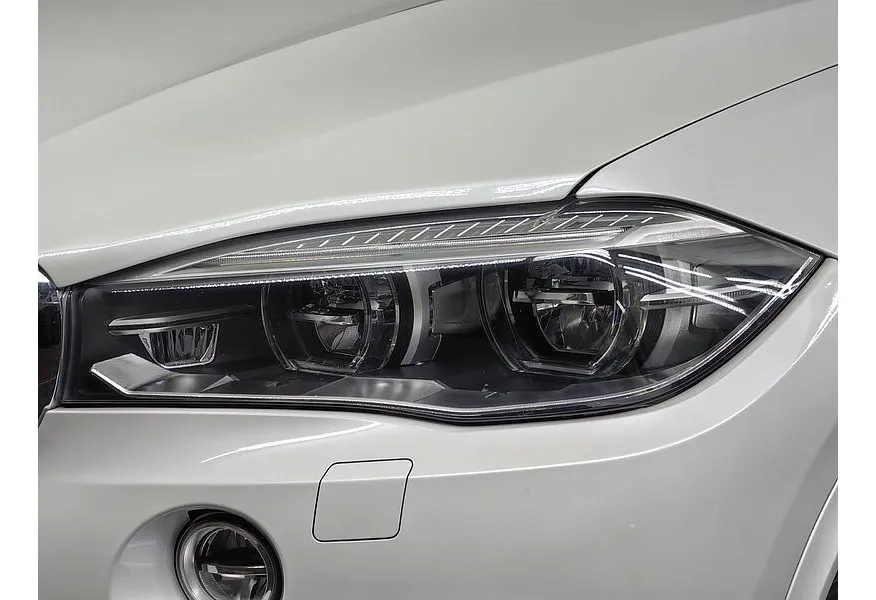 BMW X5 xDrive30d Steptronic (249 л.с.) Белый в АВИЛОН. Слайд №18