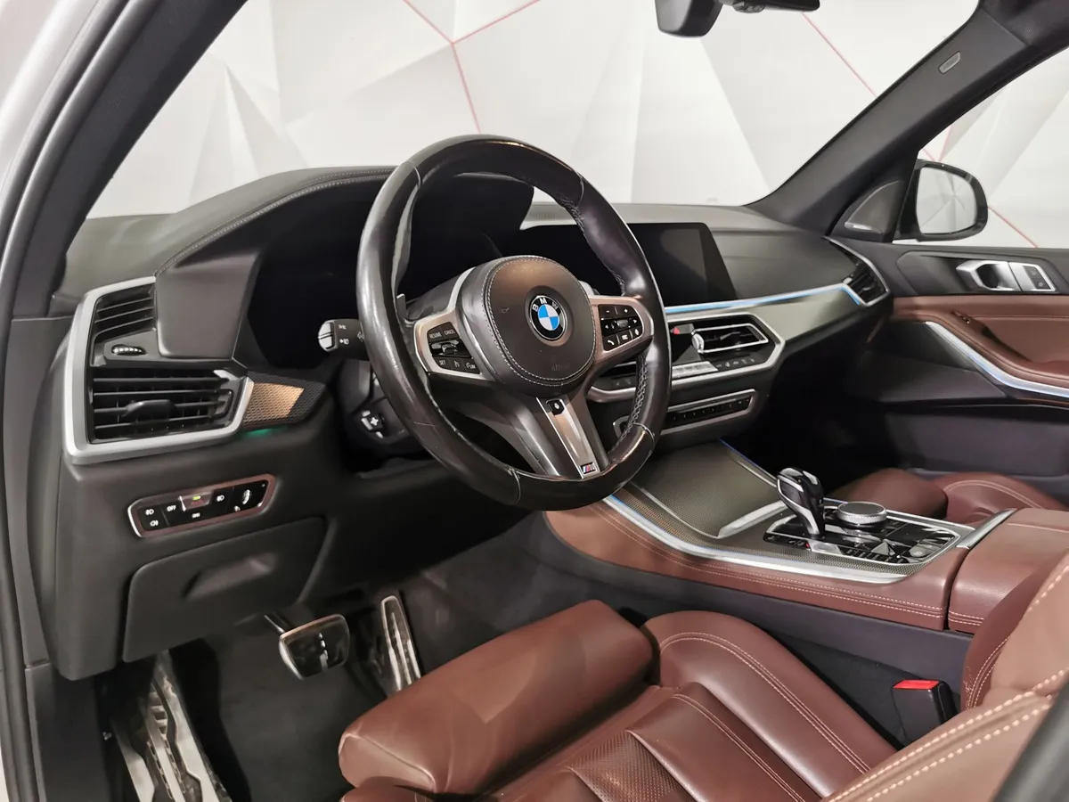 BMW X5 xDrive40i Steptronic (340 л.с.) Белый в АВИЛОН. Слайд №12