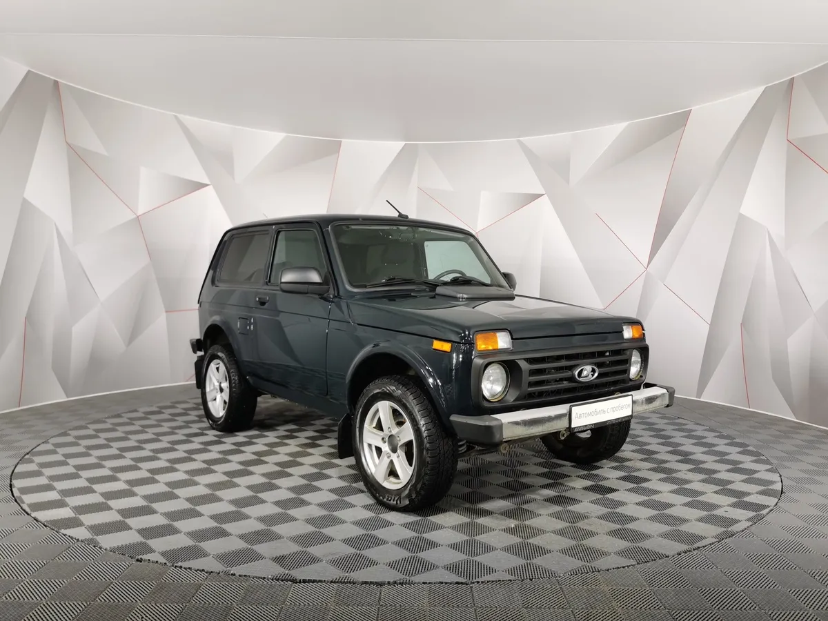 ВАЗ (Lada) 4x4 1.7 MT 8 кл. (83 л.с.) Зеленый в АВИЛОН. Слайд №3