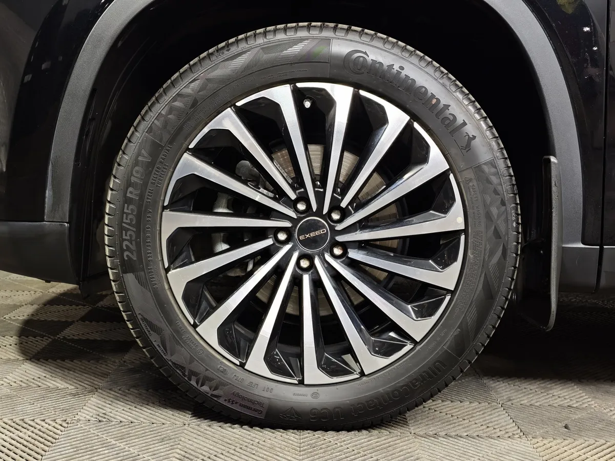 EXEED TXL 1.6 TGDI DCT7 AWD (186 л.с.) Черный в АВИЛОН. Слайд №9