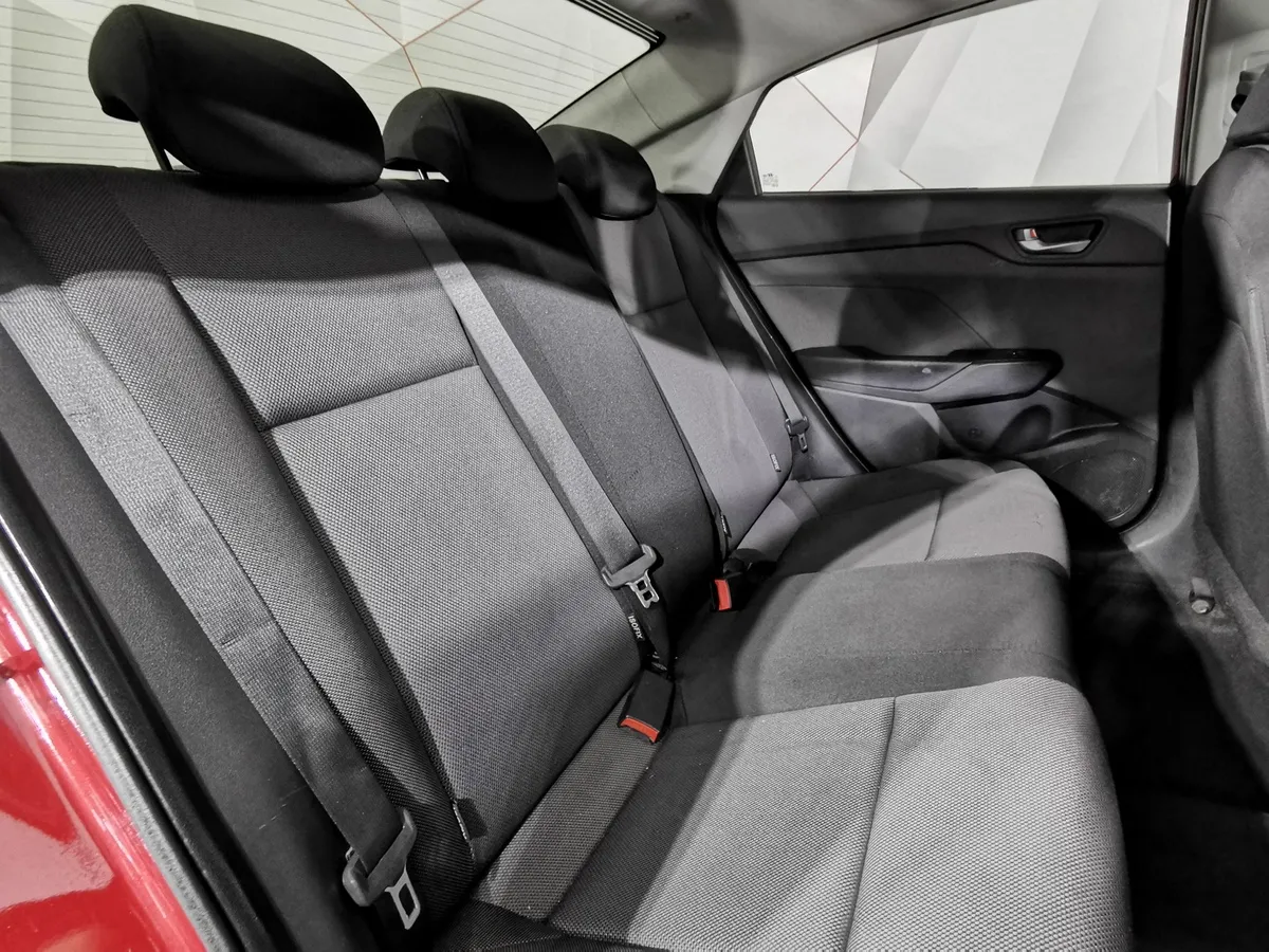 Hyundai Solaris 1.6 AT (123 л.с.) Elegance + Prestige Красный в АВИЛОН. Слайд №16