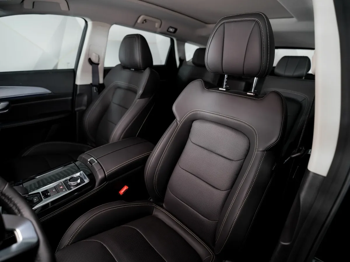 JETOUR X70 Plus 1.6 DCT (190 л.с.) Luxury Серый в АВИЛОН. Слайд №6